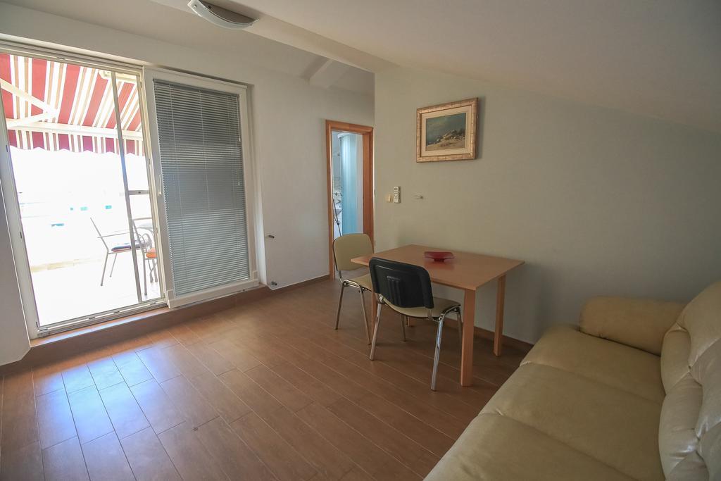 Apartment Ana Vodice Exterior foto